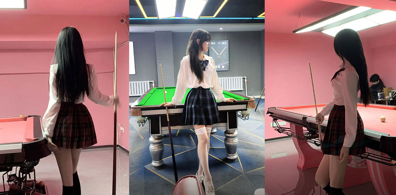 顶级撩妹达人【崔浩轩】极速约炮台球宝贝，洗手间深喉口交后入激烈打桩，数百人微信群视频直播做爱